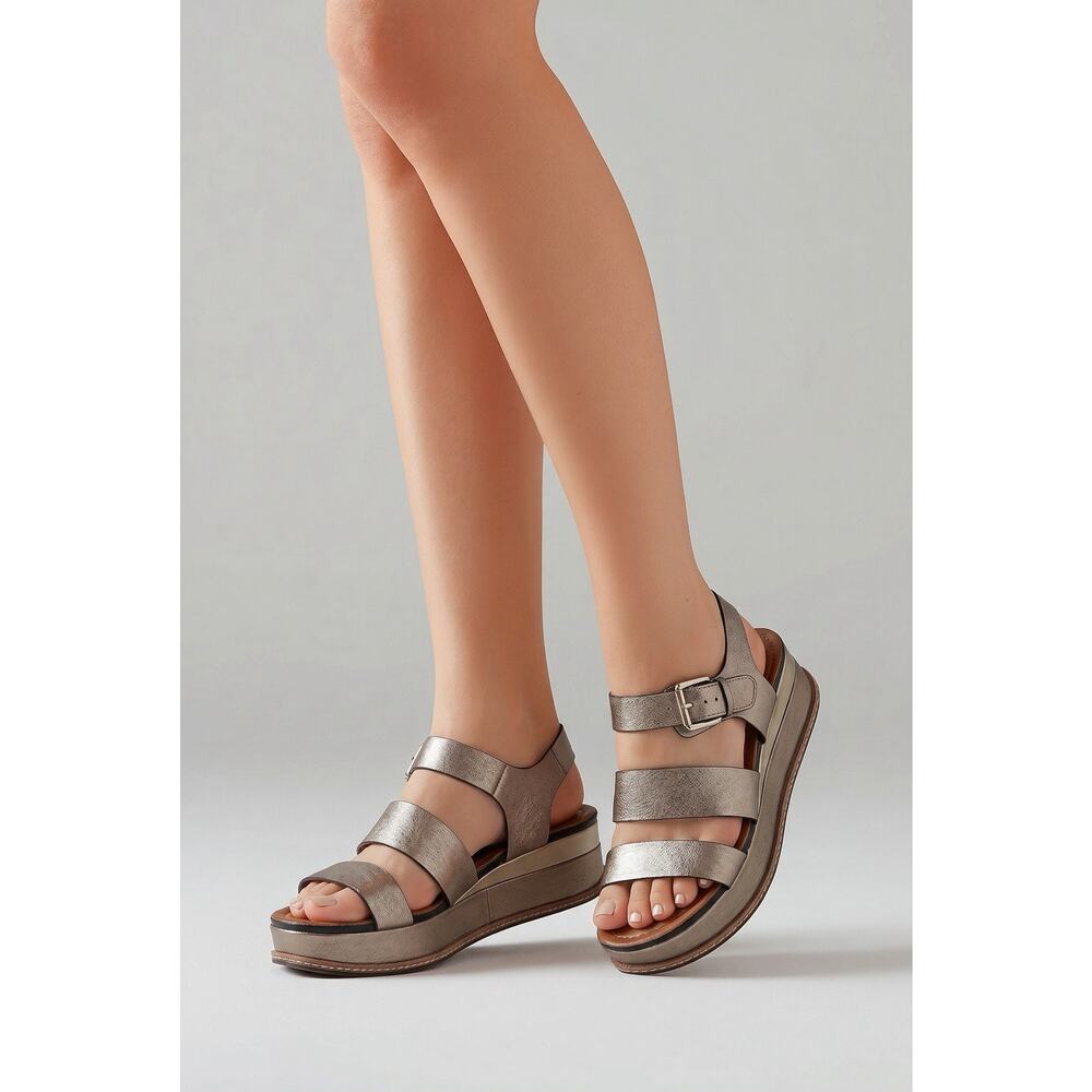 Naturalizer Metallic Taupe Platform Sandals
